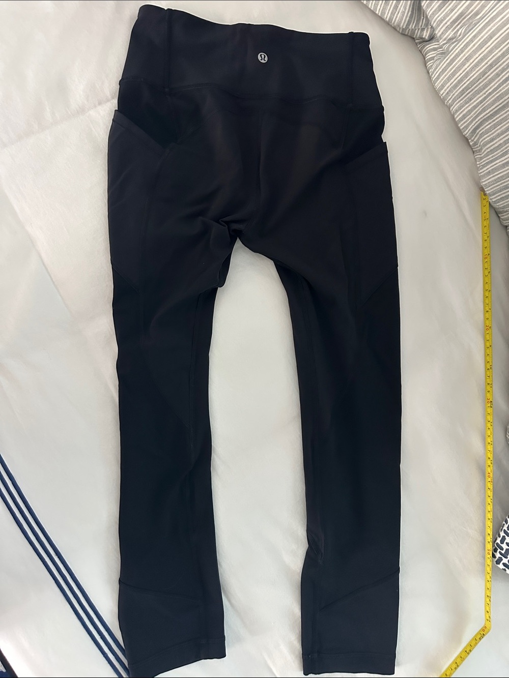 lululemon athletica Black Women's High-Rise Leggings with Side Pockets
